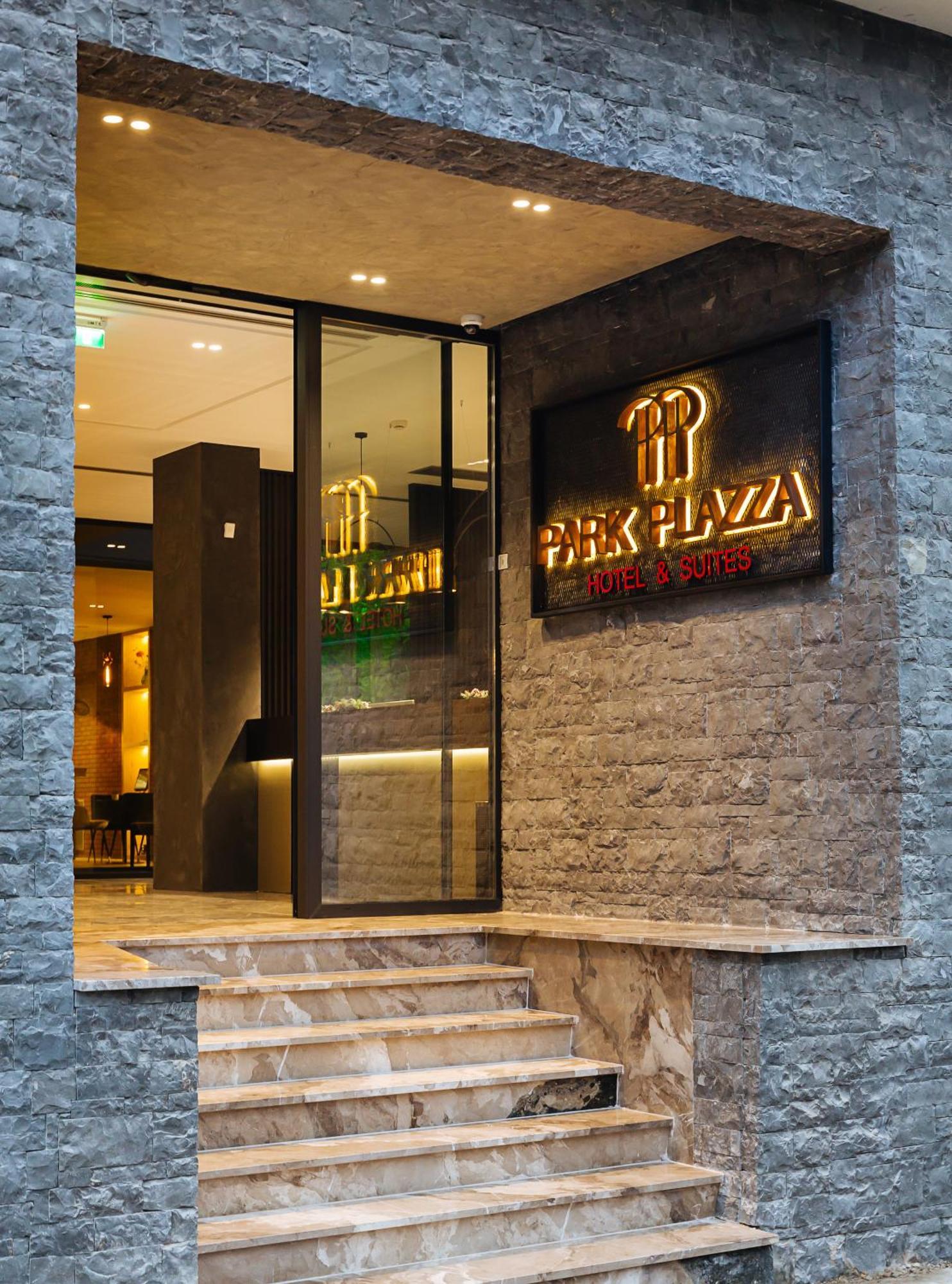 Park Plazza Hotel Korce Exterior photo
