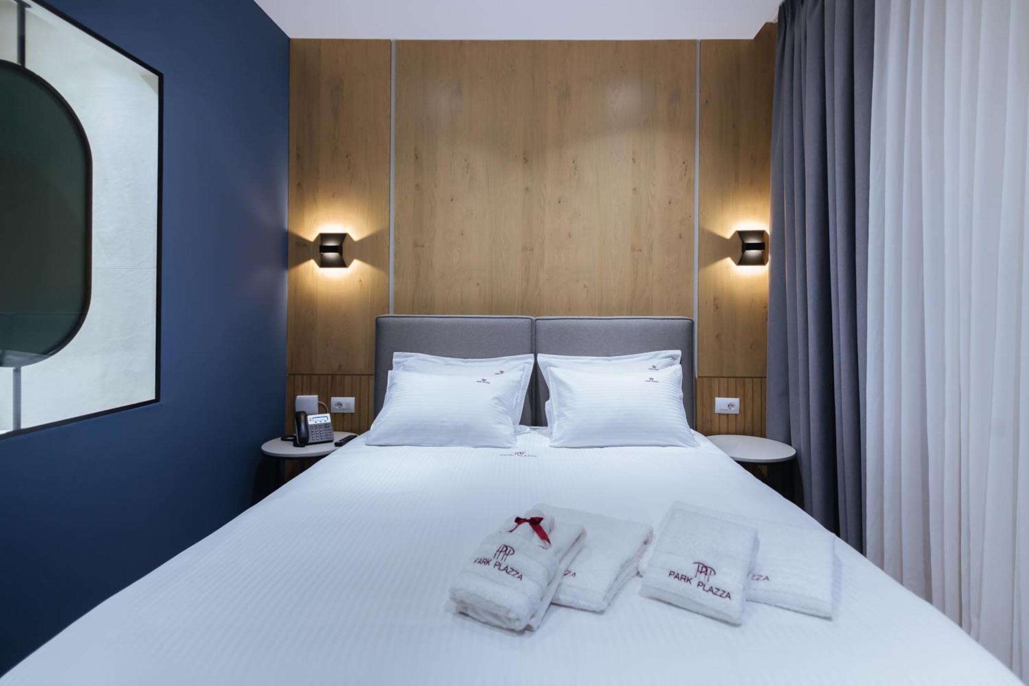 Park Plazza Hotel Korce Room photo